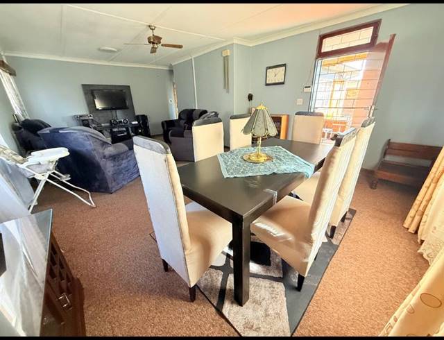 4 BEDROOM HOUSE FOR SALE IN VANDERBIJLPARK CW 6